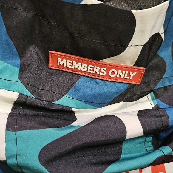 MEMBERS ONLY Nickelodeon RugRats SpongeBob Adult Med Windbreaker Jacket READ - Picture 7 of 16